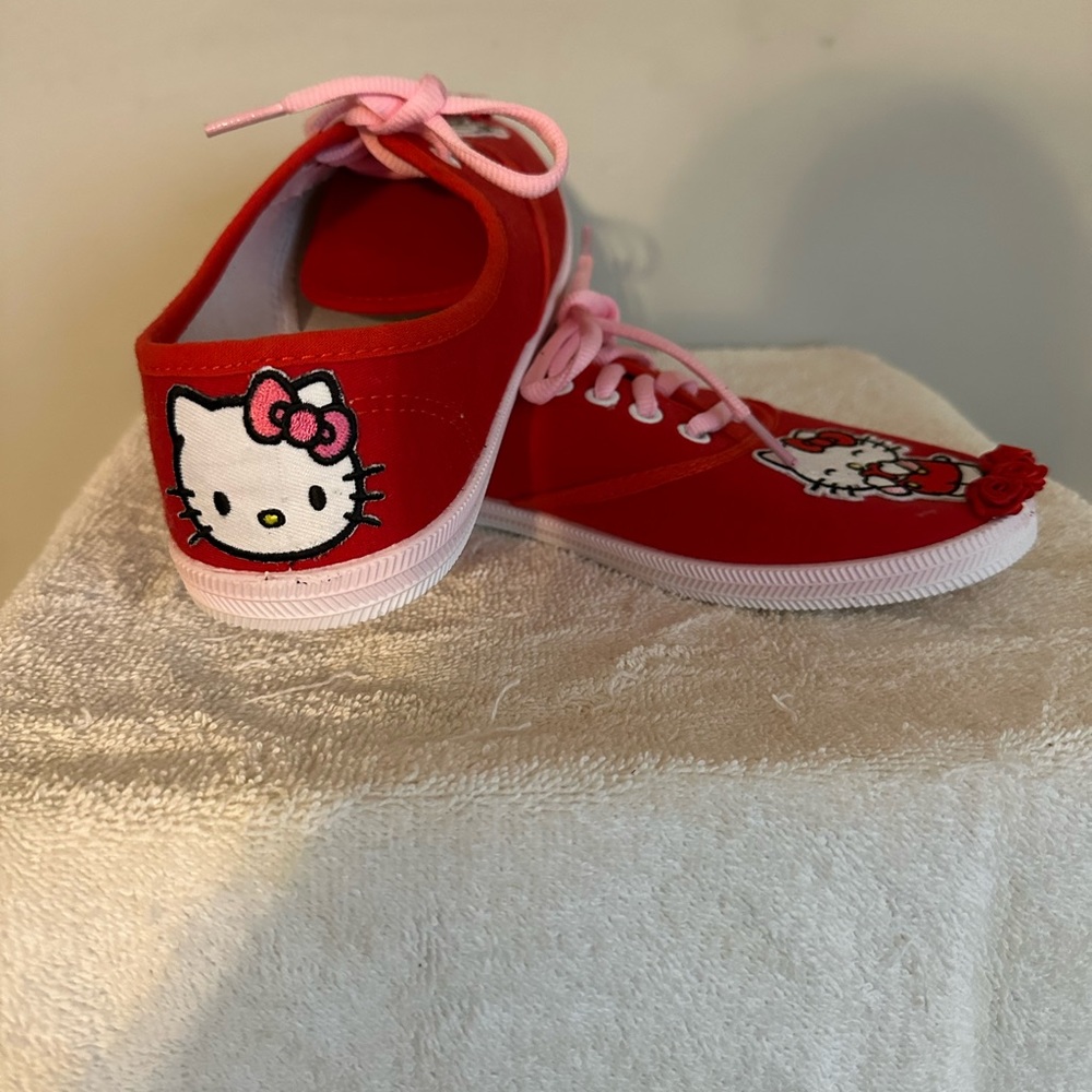 Hello kitty - Picture 3 of 3